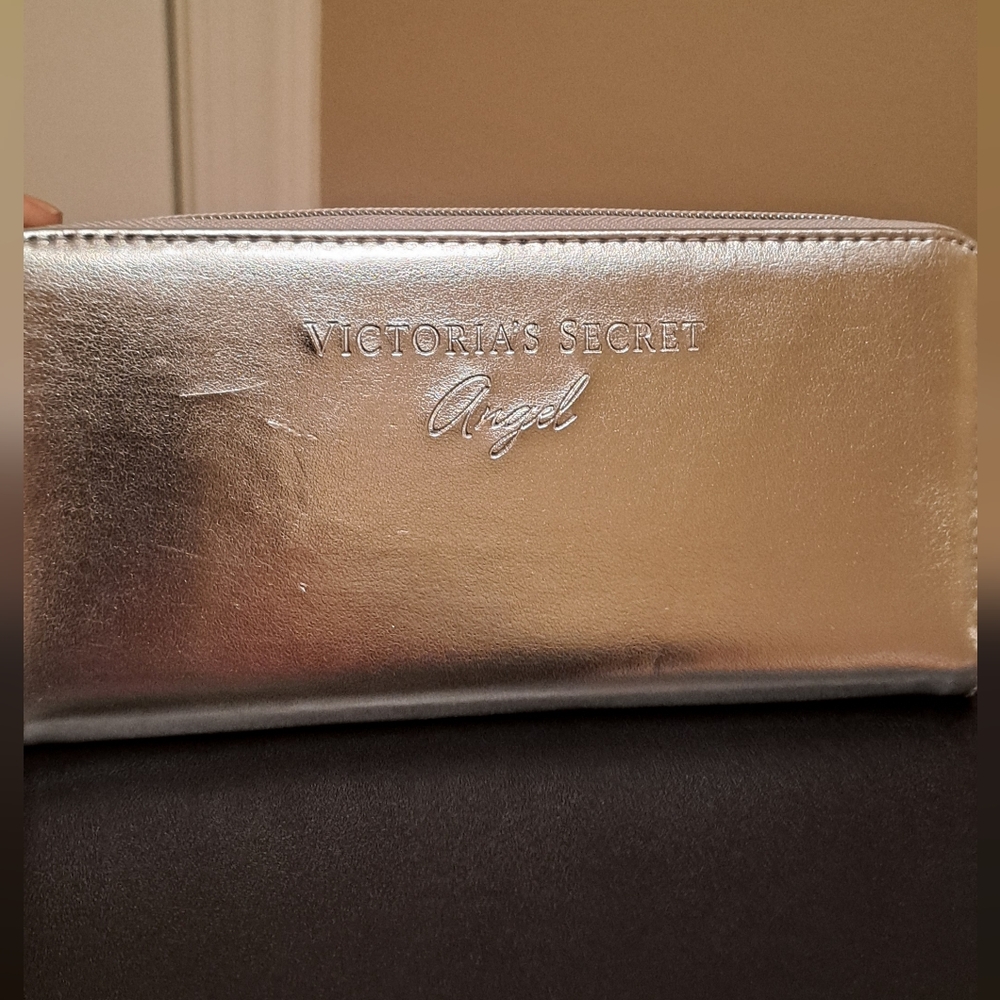 Victoria's Secret Angel Wallet. Shimmering Silver